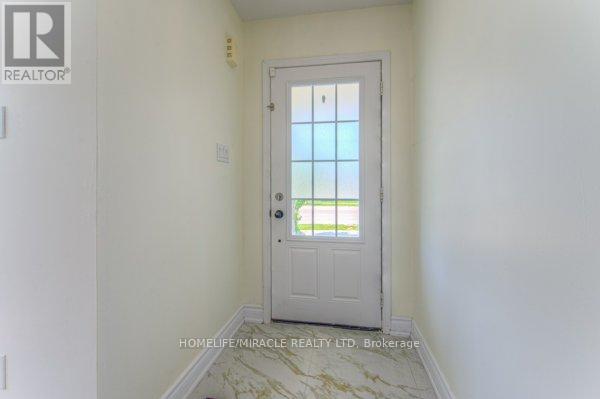 Photo 6 of 70 Gillespie Drive, Brantford ON