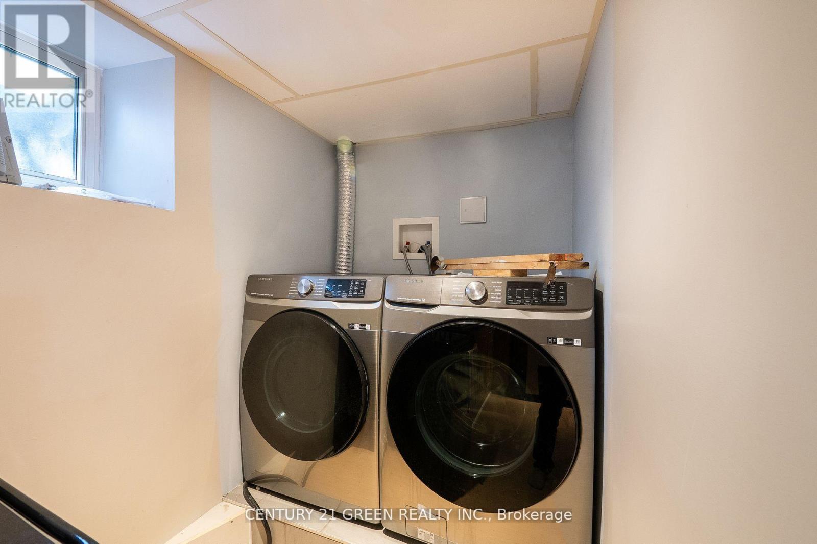 Photo 37 of 50 Elgin Street S, Cambridge ON