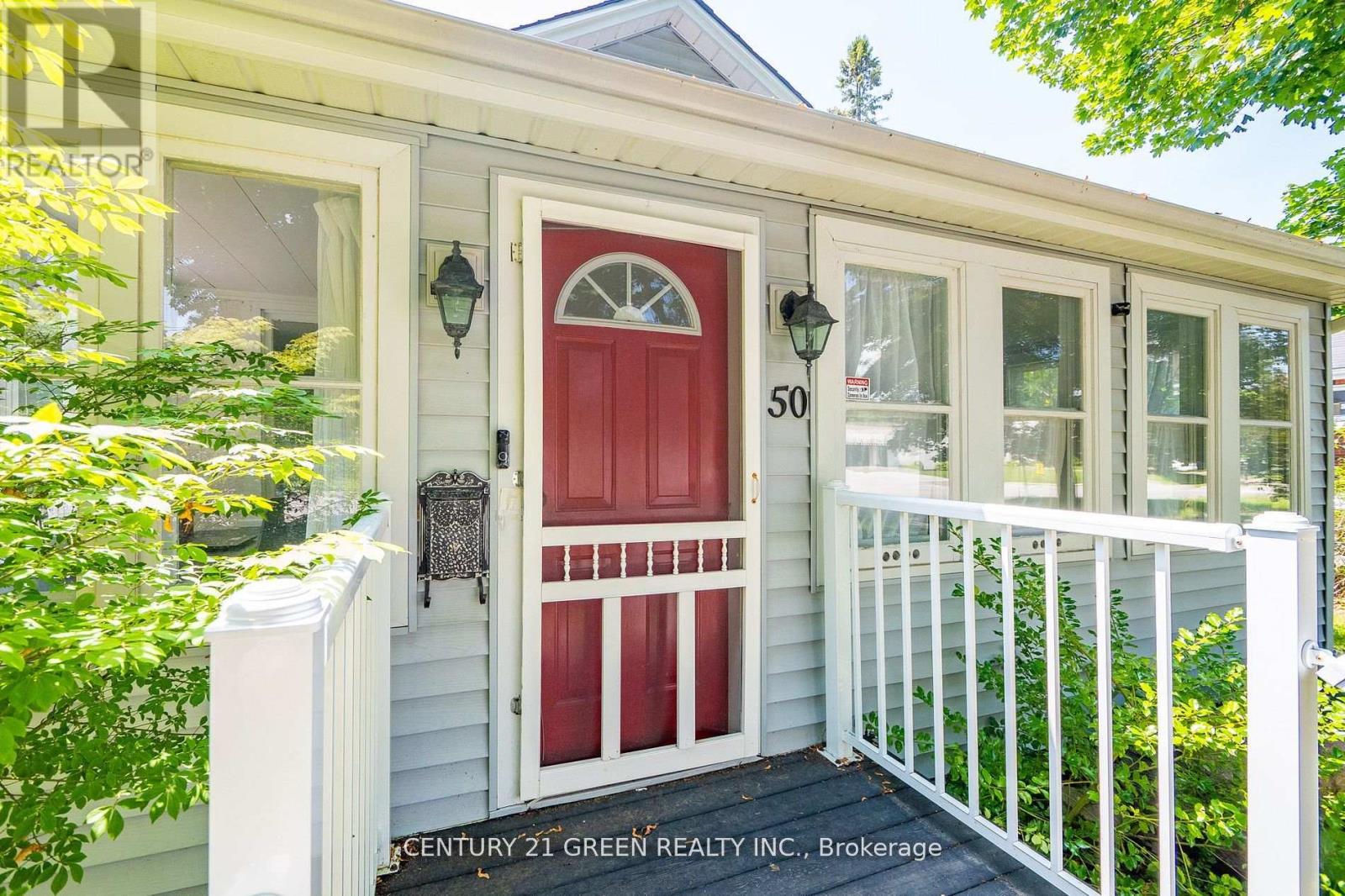 Photo 9 of 50 Elgin Street S, Cambridge ON