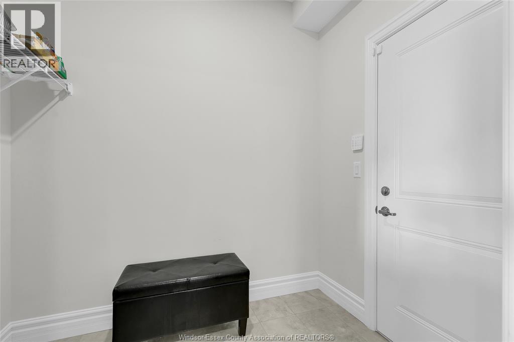 Photo 19 of 570 Orchard Crescent, Windsor ON