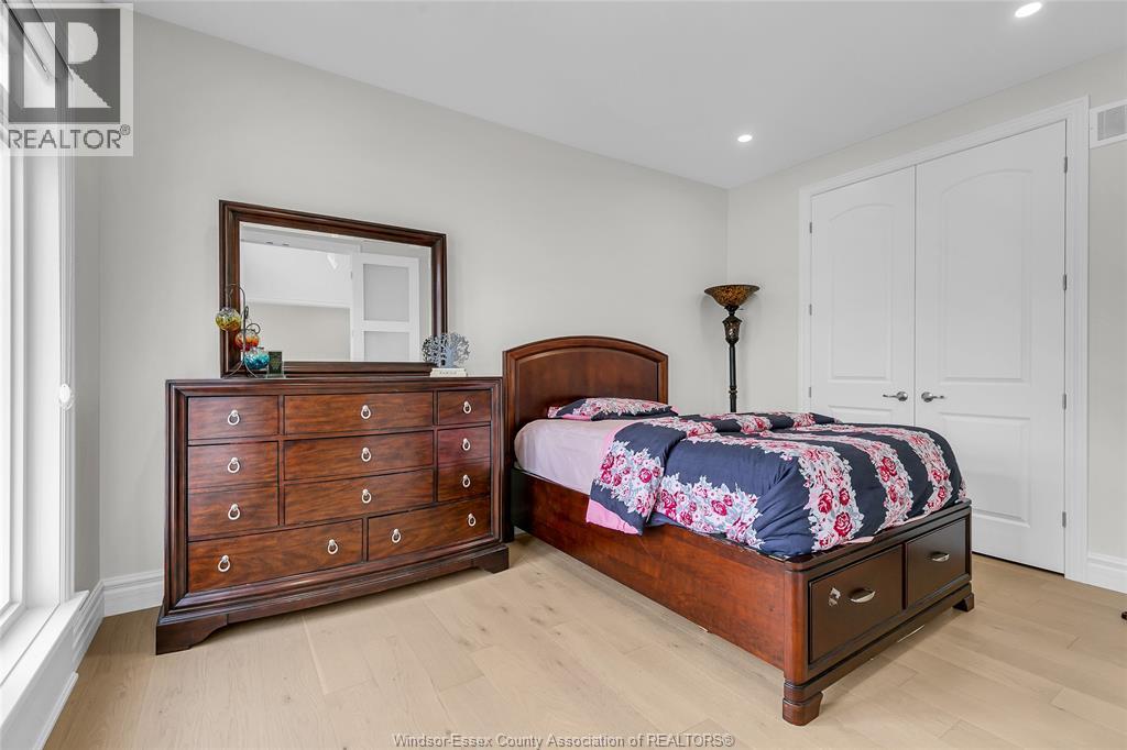 Photo 22 of 570 Orchard Crescent, Windsor ON