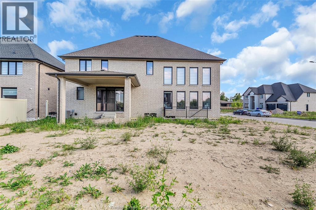 Photo 41 of 570 Orchard Crescent, Windsor ON