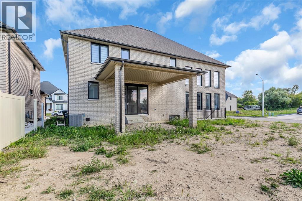 Photo 43 of 570 Orchard Crescent, Windsor ON