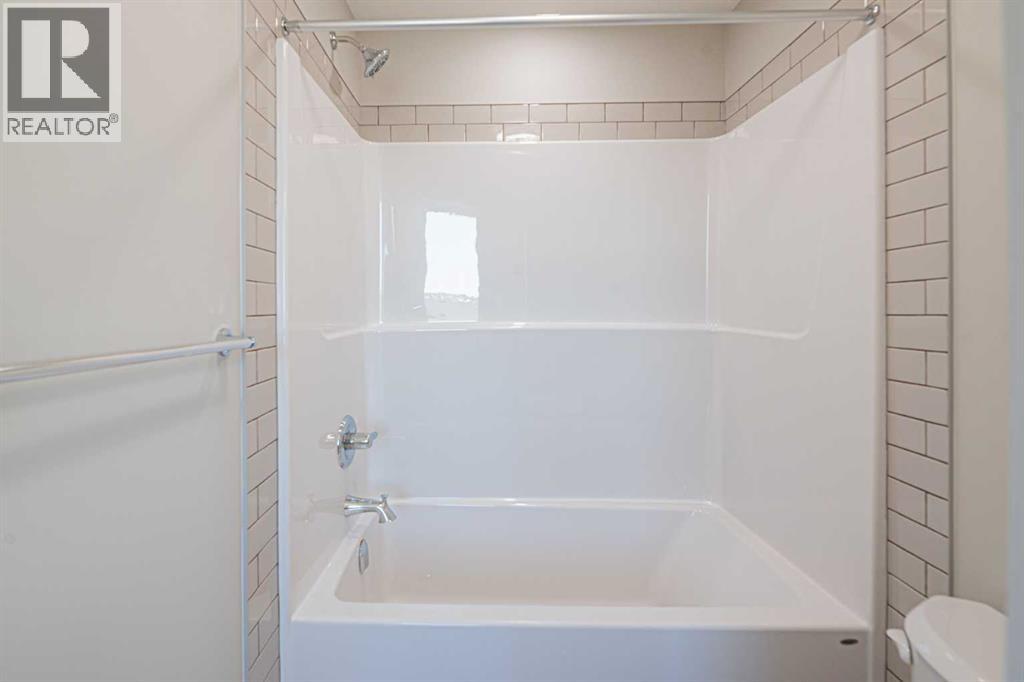 Photo 36 of 914 Bayview Heights Sw, Airdrie AB