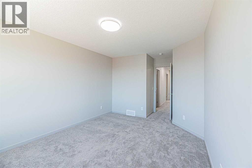 Photo 32 of 914 Bayview Heights Sw, Airdrie AB