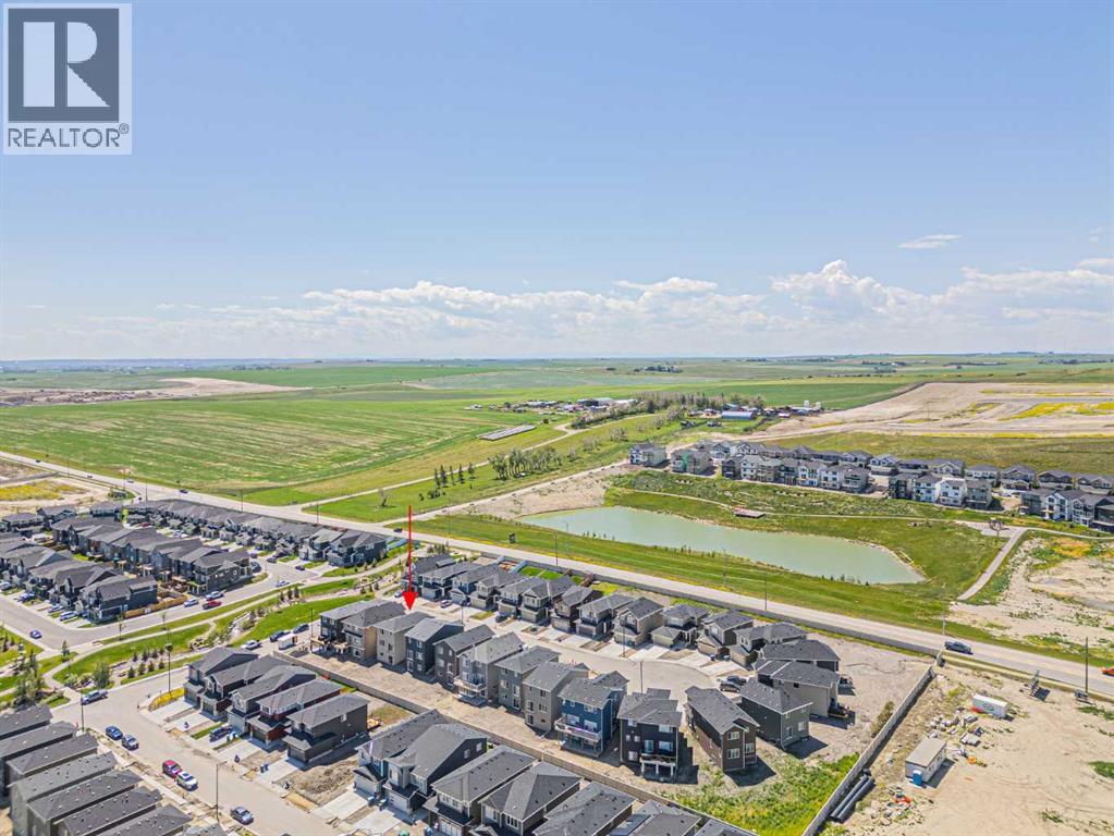Photo 7 of 914 Bayview Heights Sw, Airdrie AB