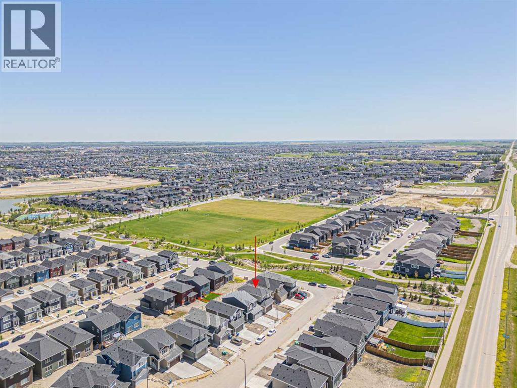 Photo 8 of 914 Bayview Heights Sw, Airdrie AB