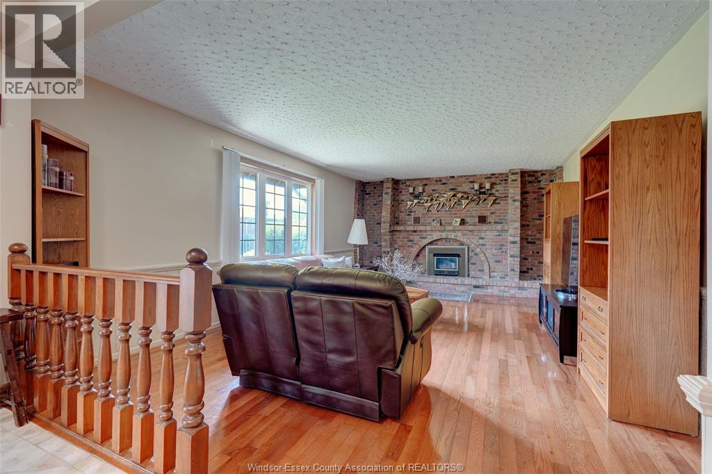 Photo 16 of 2036 Lesperance Road, Tecumseh ON