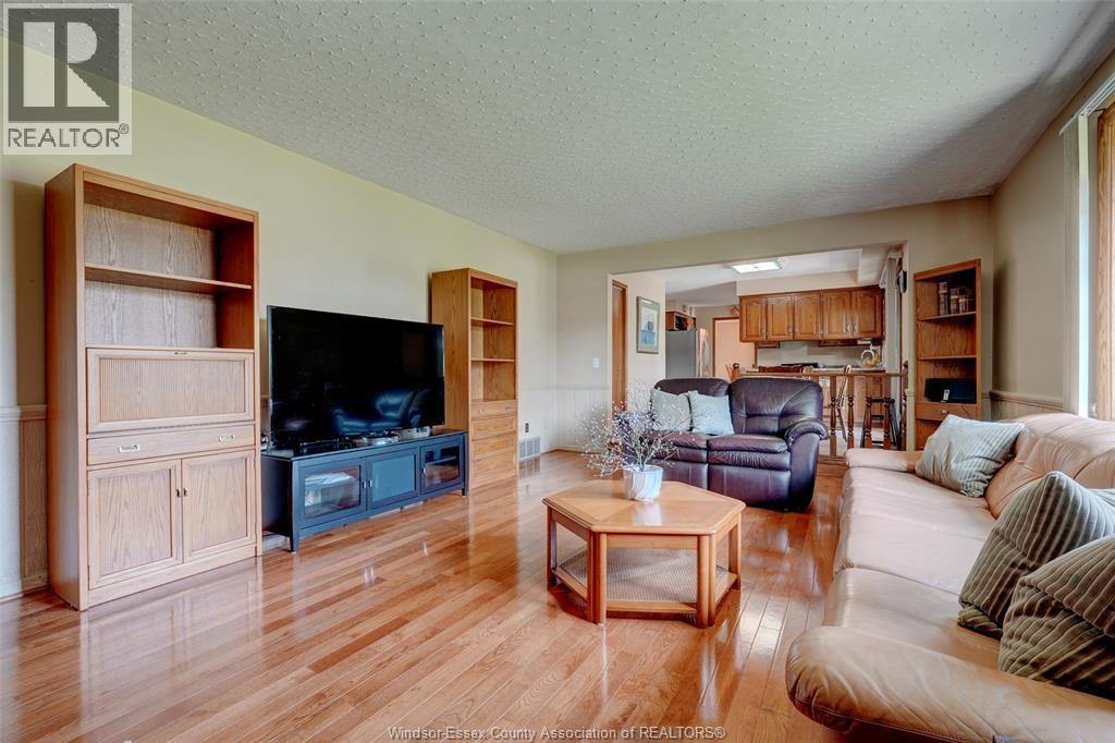 Photo 19 of 2036 Lesperance Road, Tecumseh ON