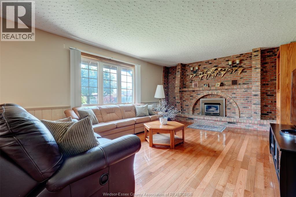 Photo 17 of 2036 Lesperance Road, Tecumseh ON