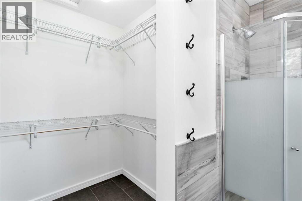 11 Maple Bay, Lacombe