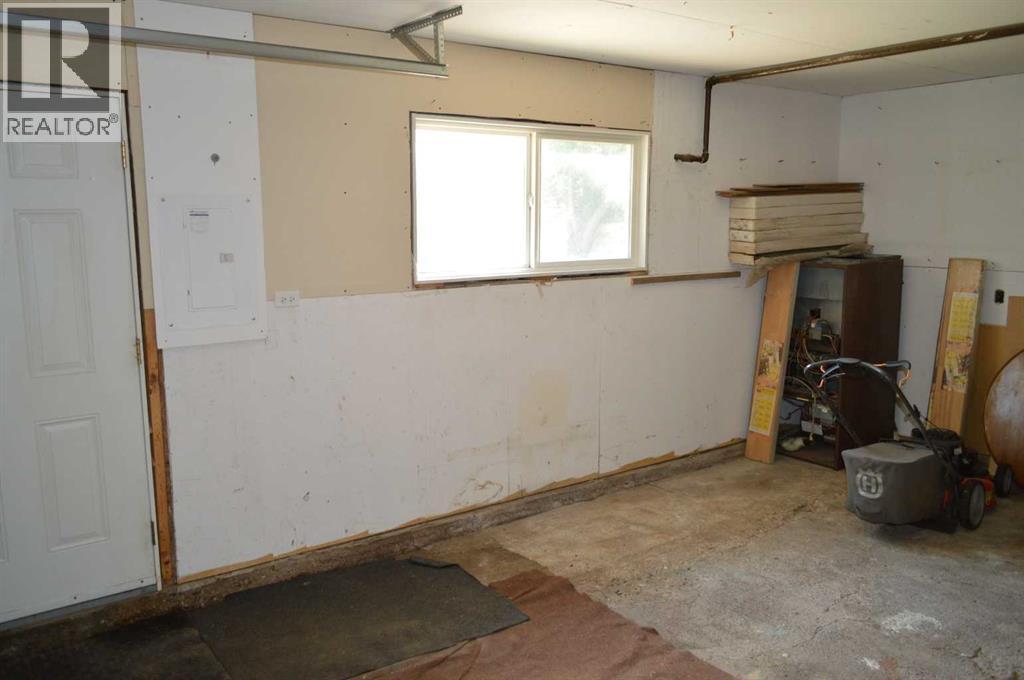 Photo 26 of 4817 50 Avenue, Killam AB
