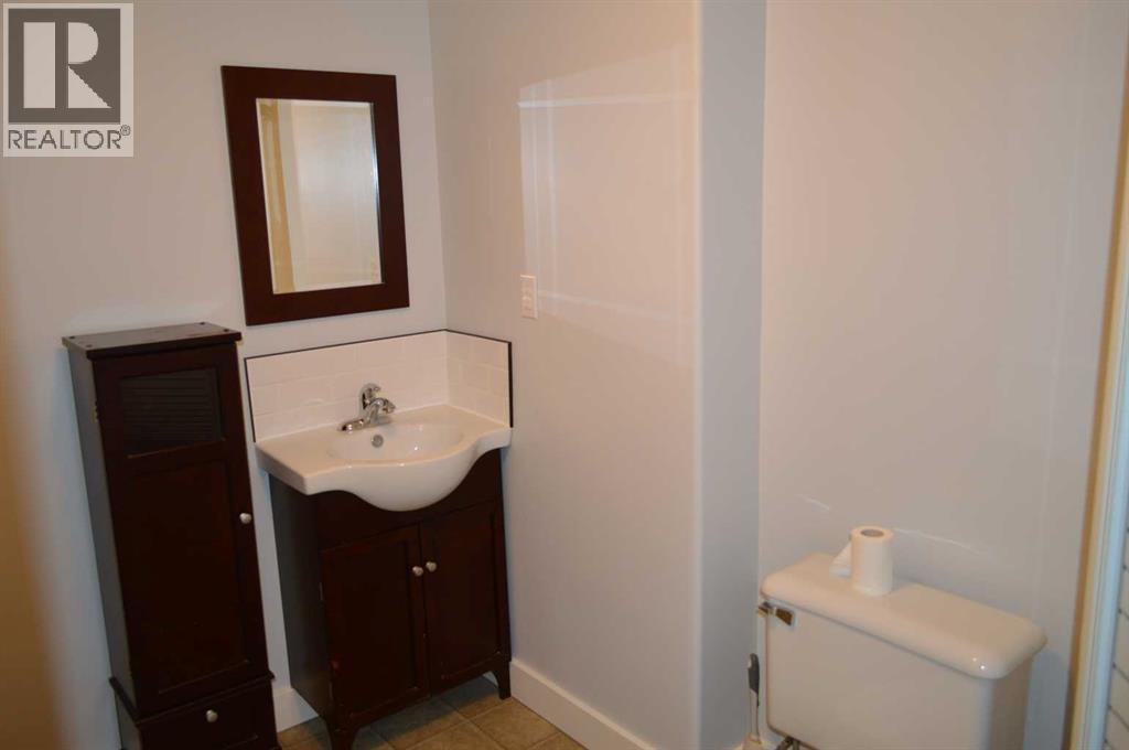 Photo 14 of 4817 50 Avenue, Killam AB