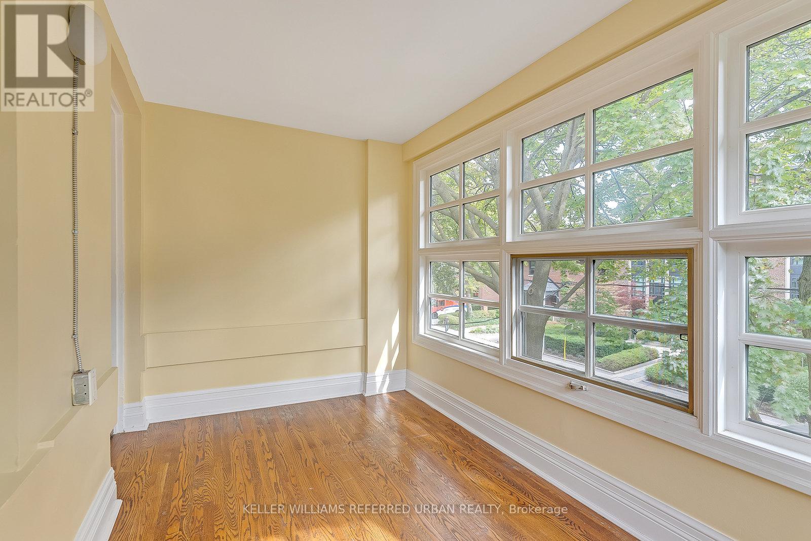 Photo 15 of 2 East 388 Brunswick Avenue, Toronto ON