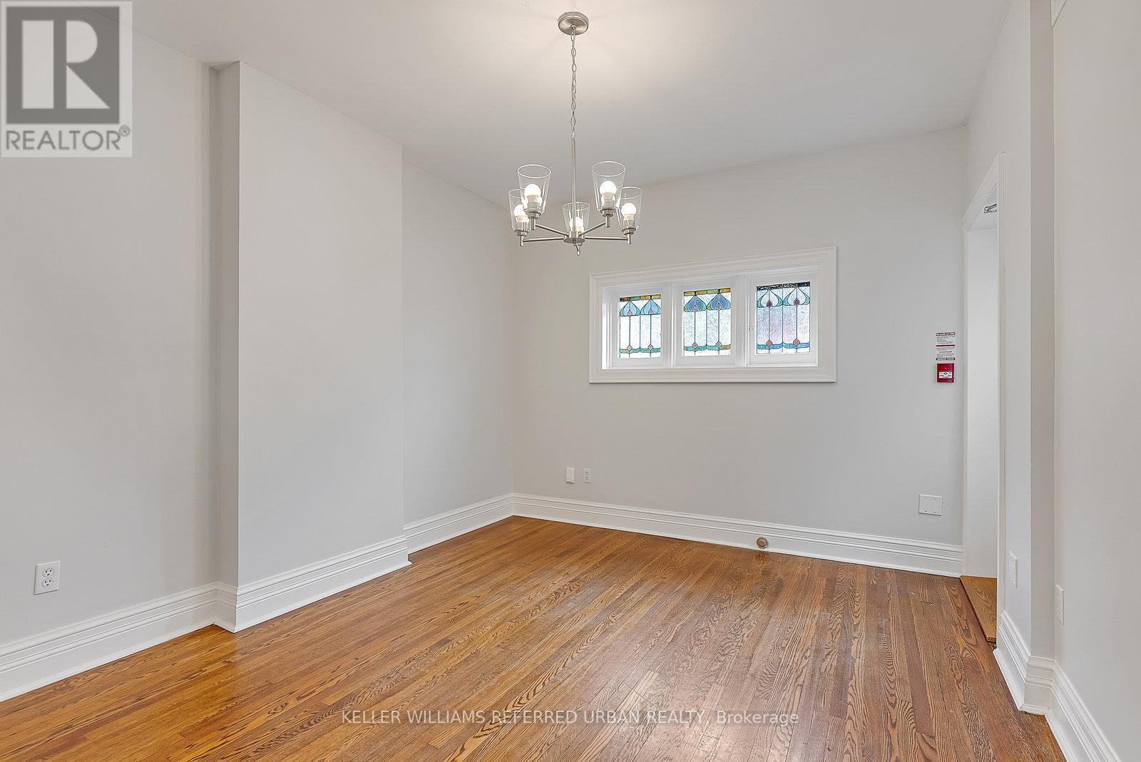 Photo 16 of 2 East 388 Brunswick Avenue, Toronto ON