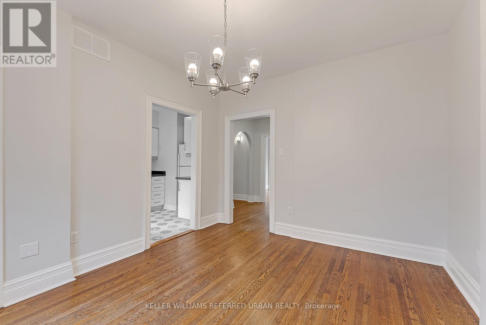 Photo 18 of 2 East 388 Brunswick Avenue, Toronto ON
