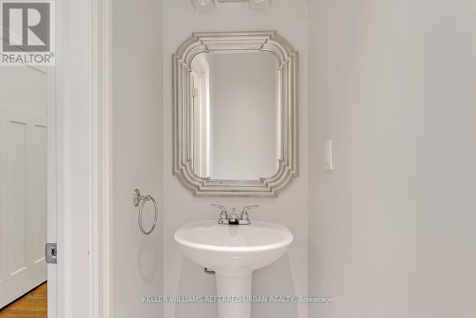 Photo 21 of 2 East 388 Brunswick Avenue, Toronto ON