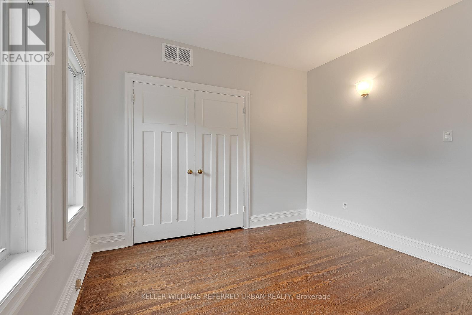 Photo 7 of 2 East 388 Brunswick Avenue, Toronto ON