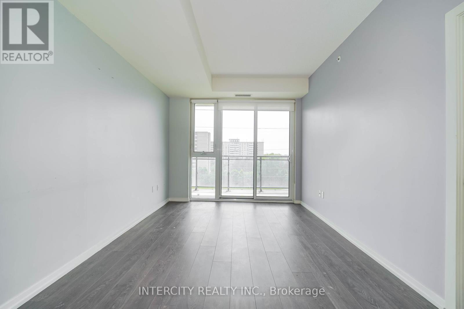 Photo 21 of 611 3237 Bayview Avenue, Toronto ON
