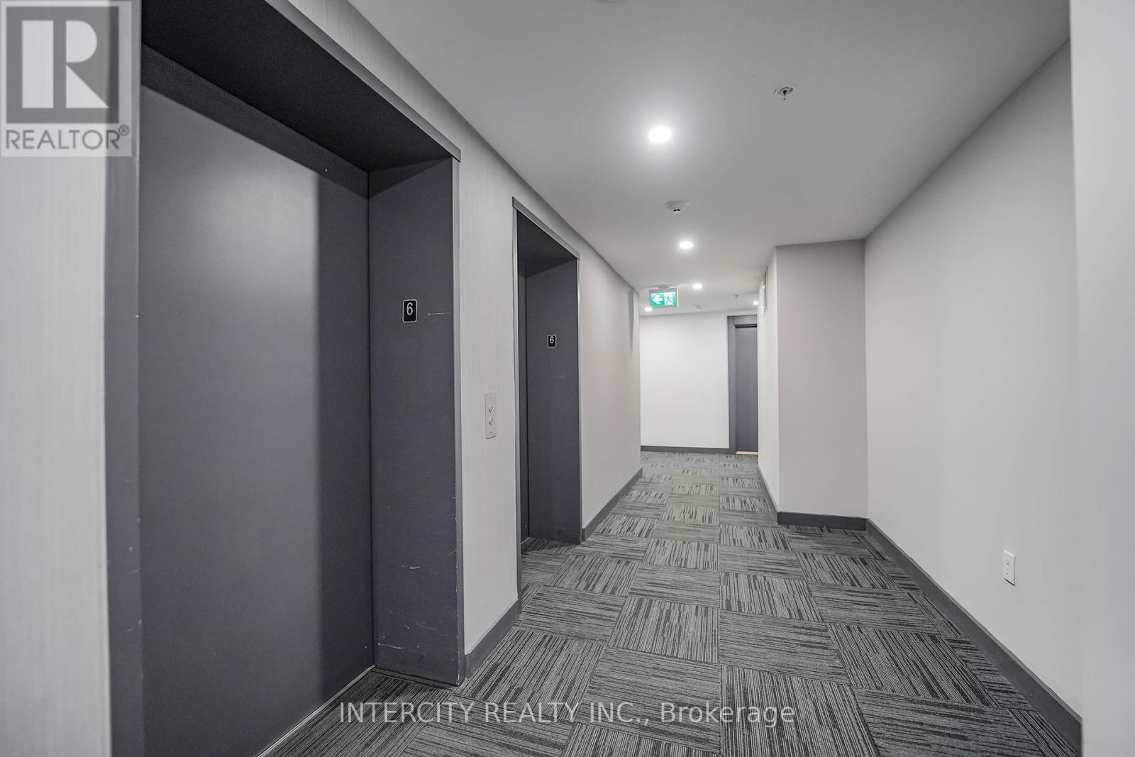 Photo 7 of 611 3237 Bayview Avenue, Toronto ON