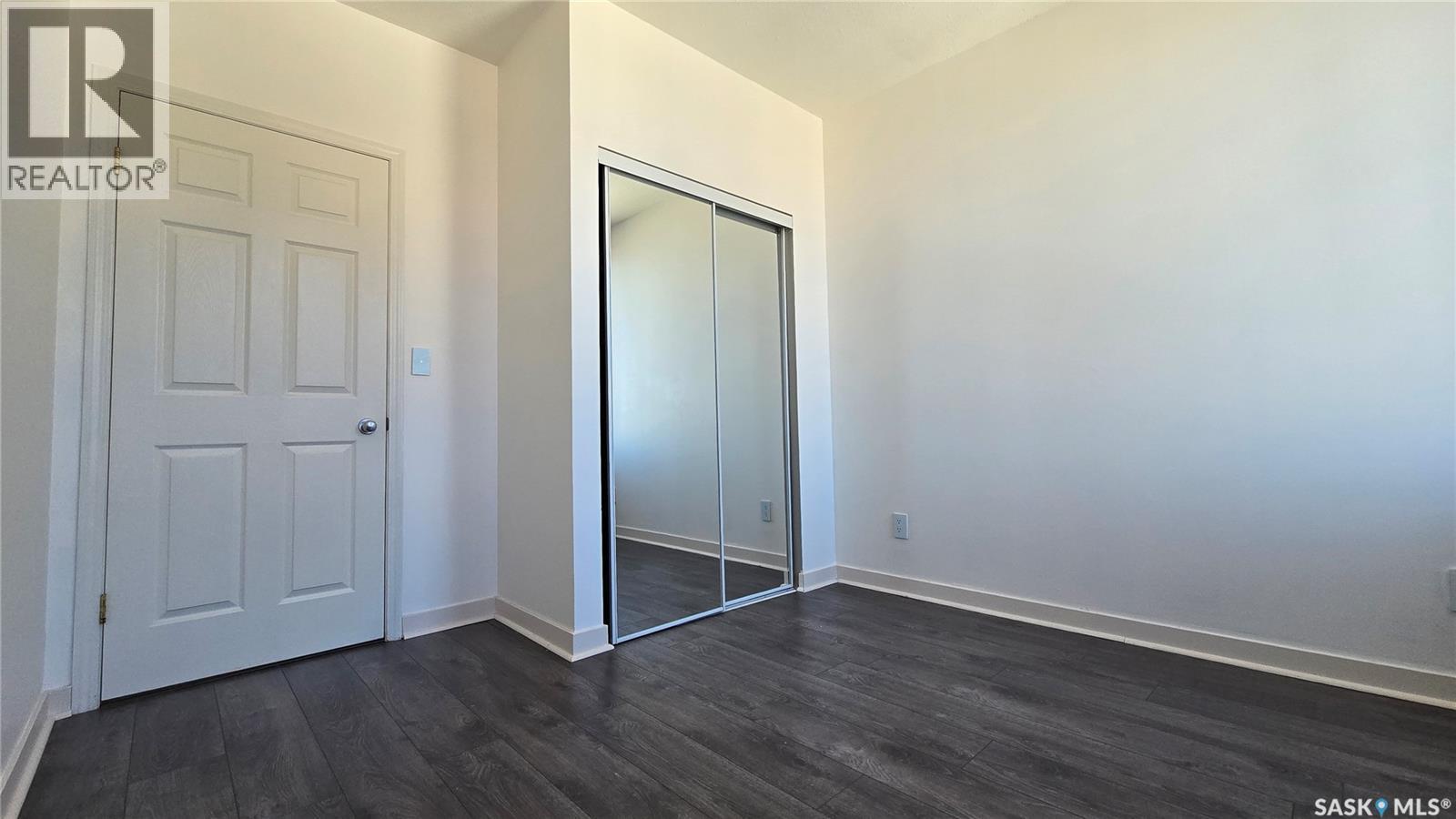 Photo 21 of 806 1867 Hamilton Street, Regina SK