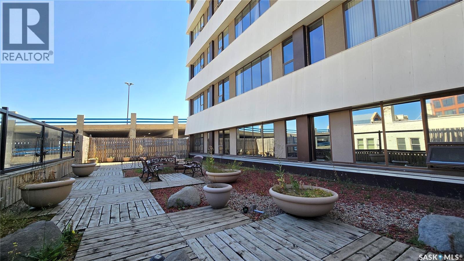 Photo 30 of 806 1867 Hamilton Street, Regina SK