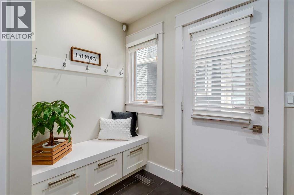 Single Family House for Sale in  Bay View Drive SW Bayview Calgary 