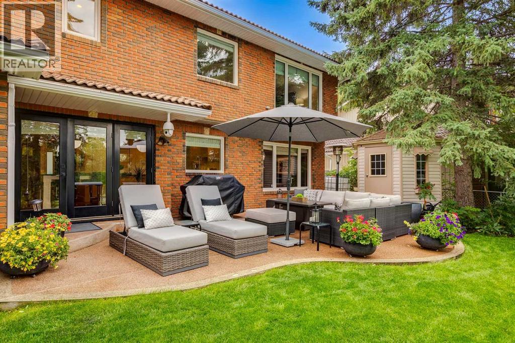 Single Family House for Sale in  Bay View Drive SW Bayview Calgary 