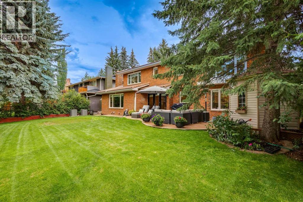 Single Family House for Sale in  Bay View Drive SW Bayview Calgary 