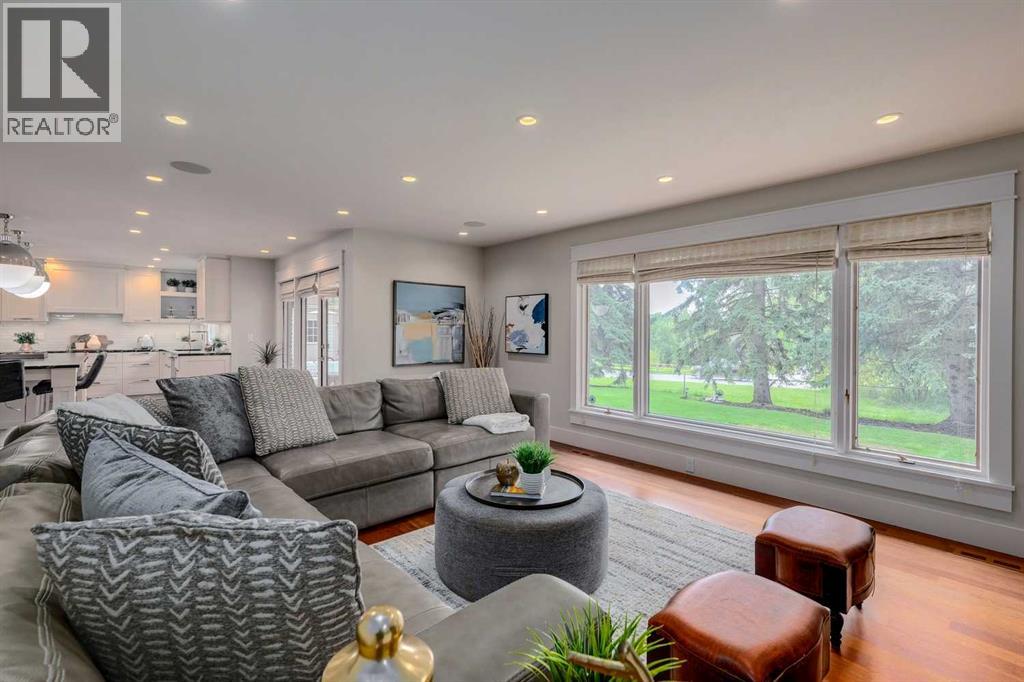 Single Family House for Sale in  Bay View Drive SW Bayview Calgary 
