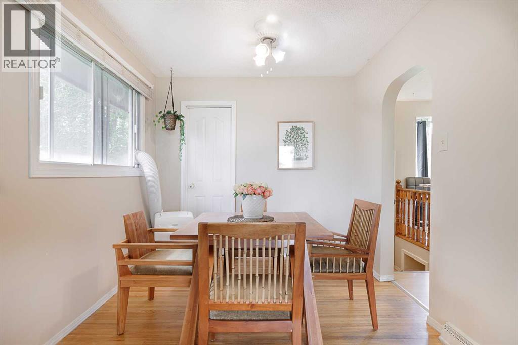Single Family House Bungalow for Sale in  Thornhill Drive NW Thorncliffe Calgary 