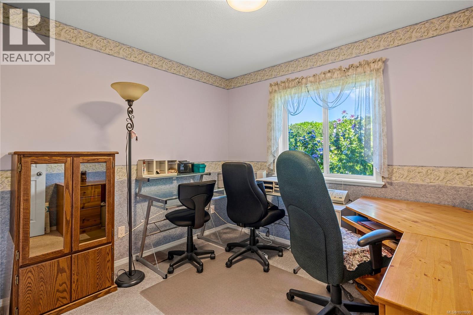 Photo 17 of 560 Country Club Dr, Qualicum Beach BC