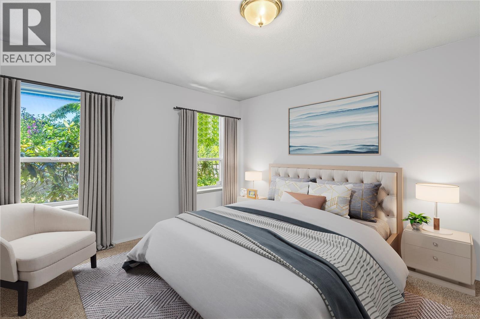 Photo 6 of 560 Country Club Dr, Qualicum Beach BC
