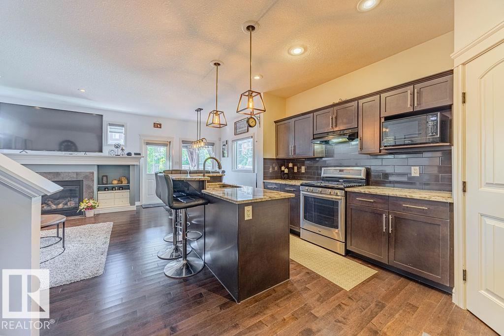 Photo 6 of 4081 Alexander Wy Sw, Edmonton AB