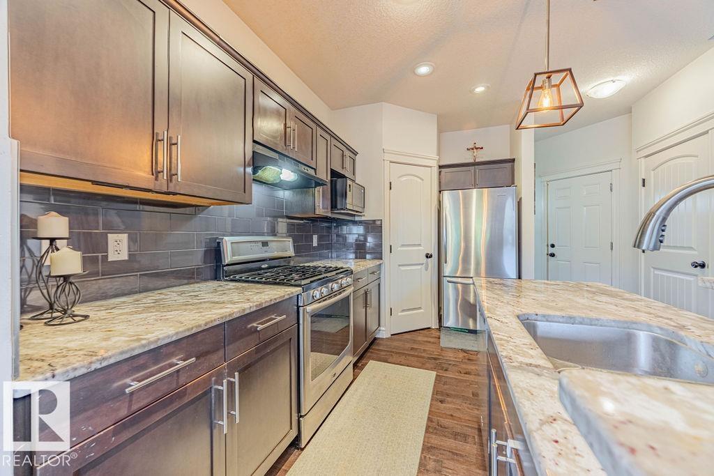 Photo 8 of 4081 Alexander Wy Sw, Edmonton AB