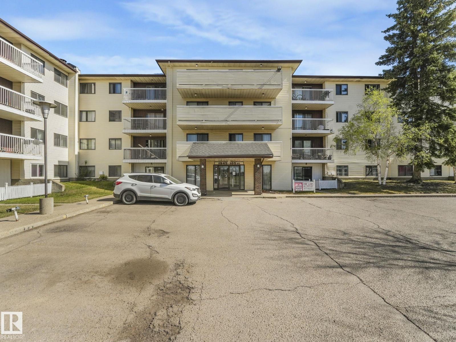 Photo 2 of 108 1945 105 St Nw, Edmonton AB