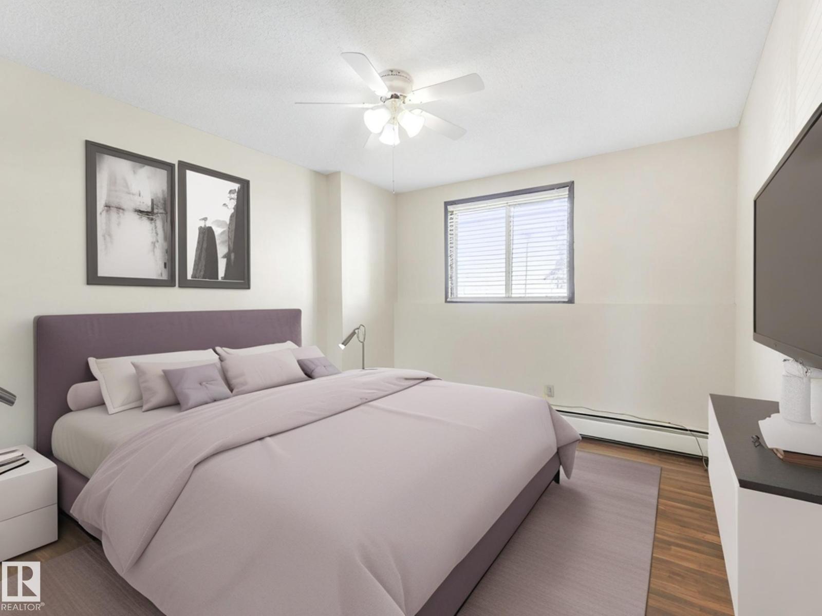 Photo 23 of 108 1945 105 St Nw, Edmonton AB