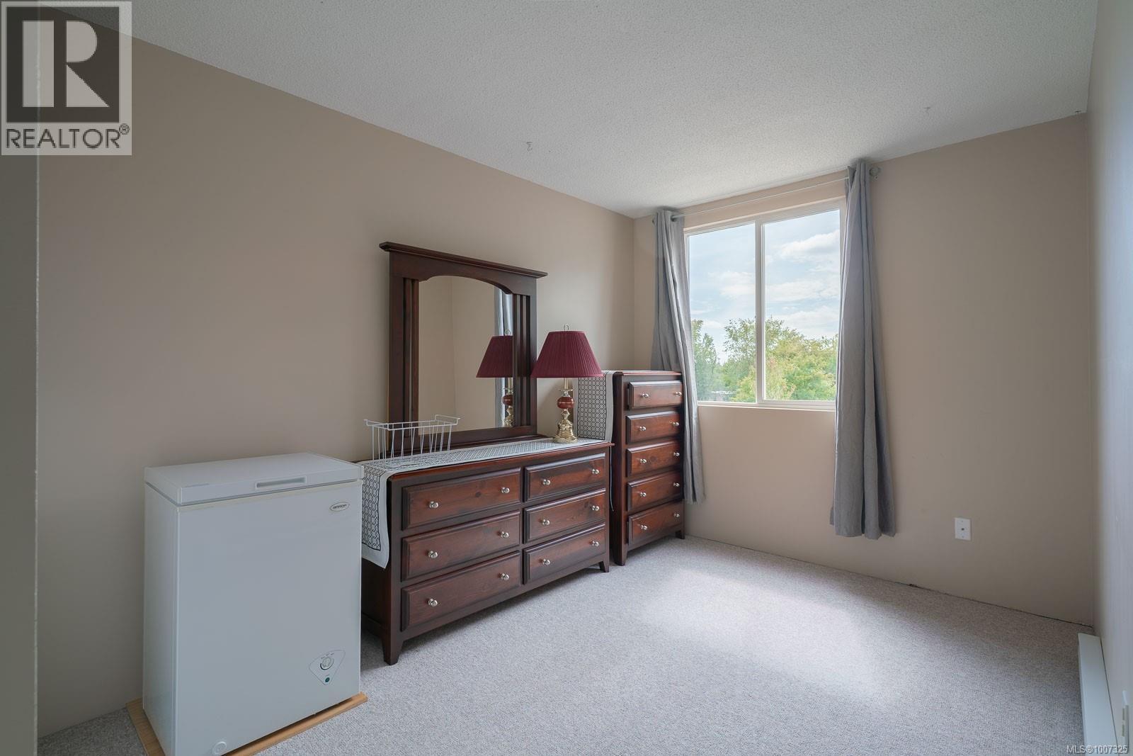 Photo 15 of 10 444 Bruce Ave, Nanaimo BC