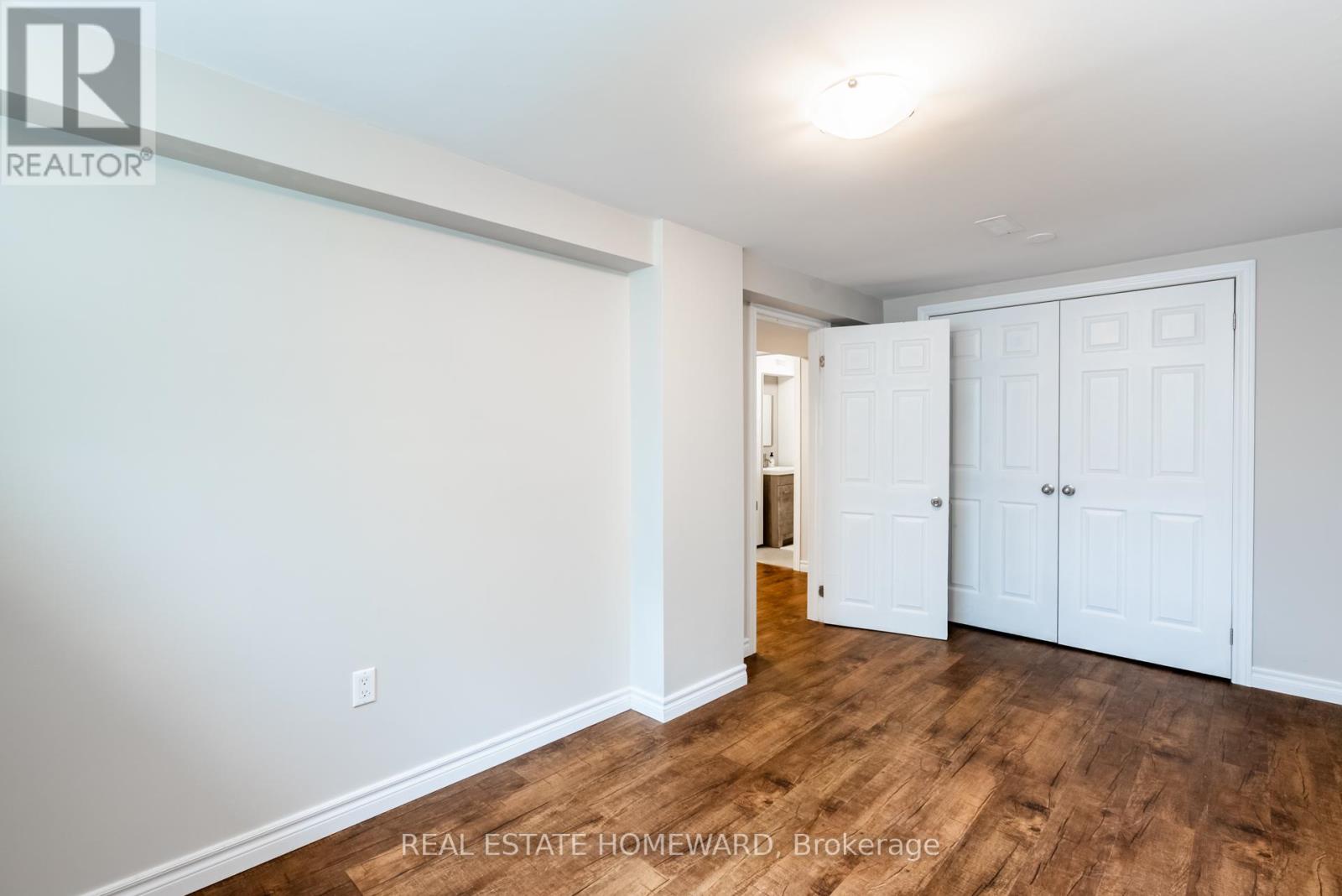 Photo 21 of 20 Woodgarden Crescent, Toronto ON