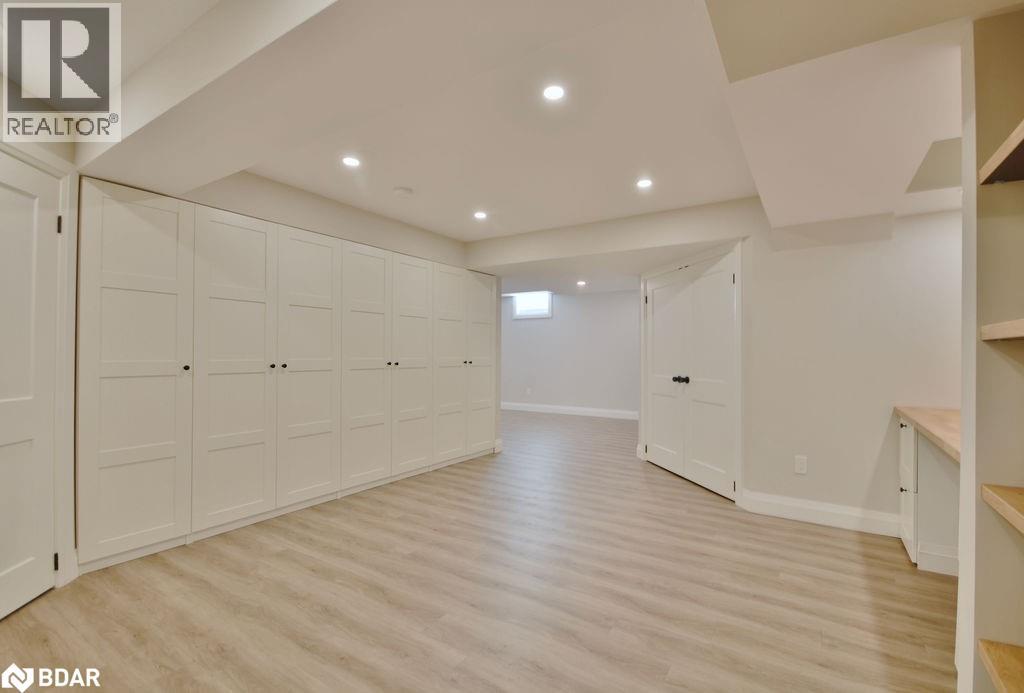 Photo 34 of 166 Succession Crescent, Barrie ON