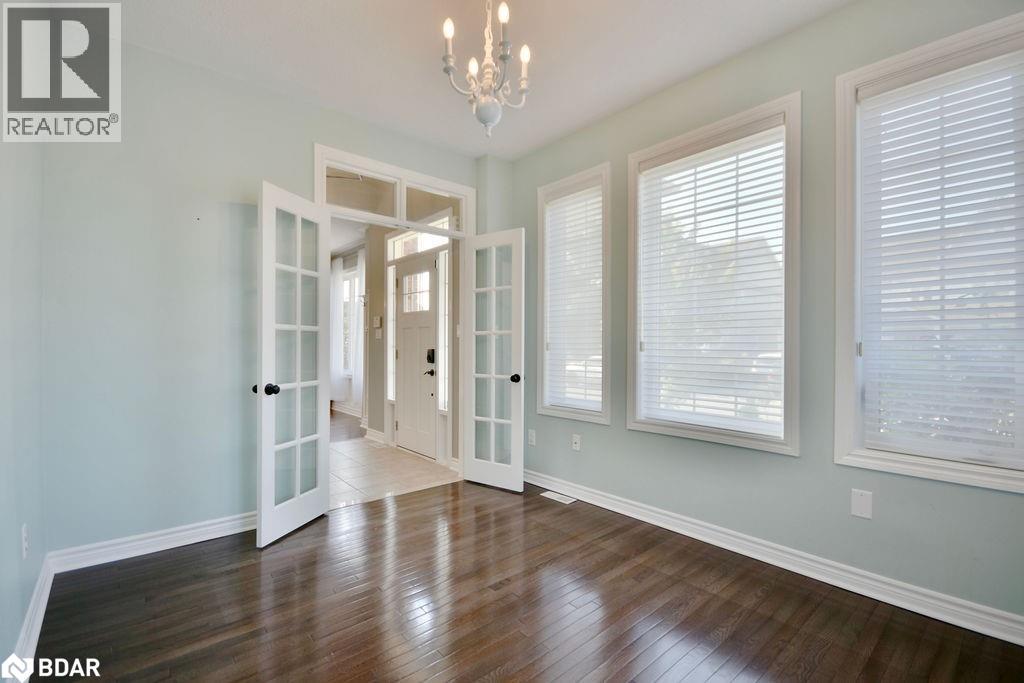 Photo 5 of 166 Succession Crescent, Barrie ON