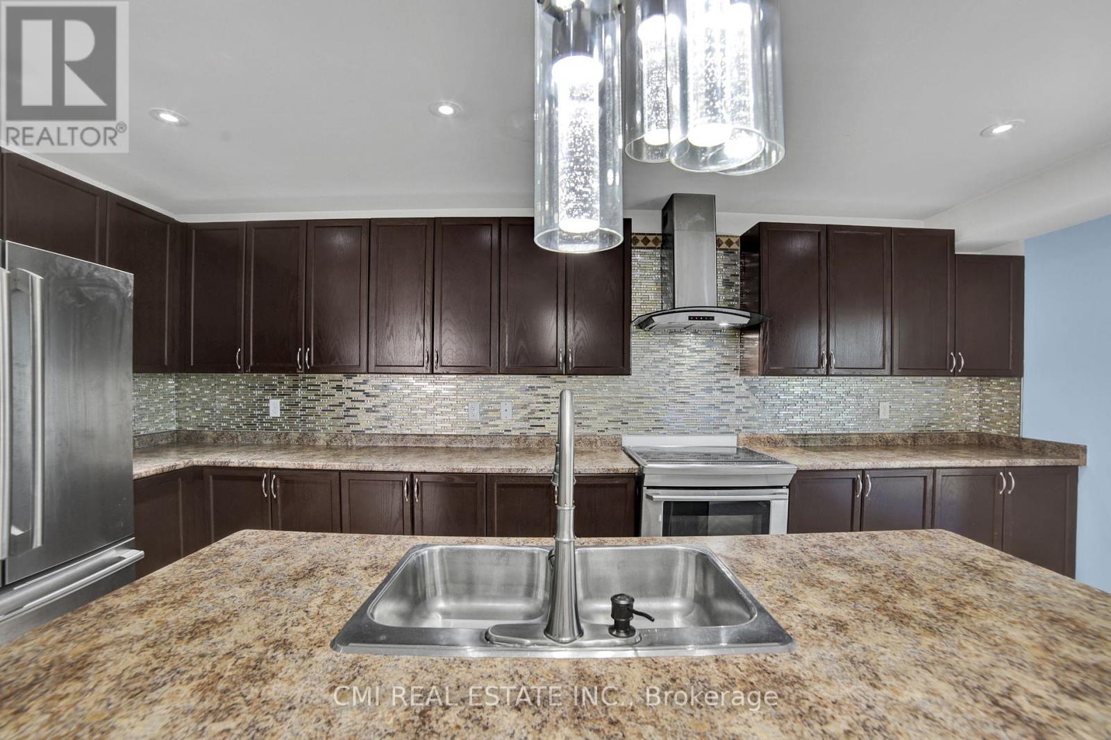 Photo 16 of 1218 Leslie Drive, Innisfil ON
