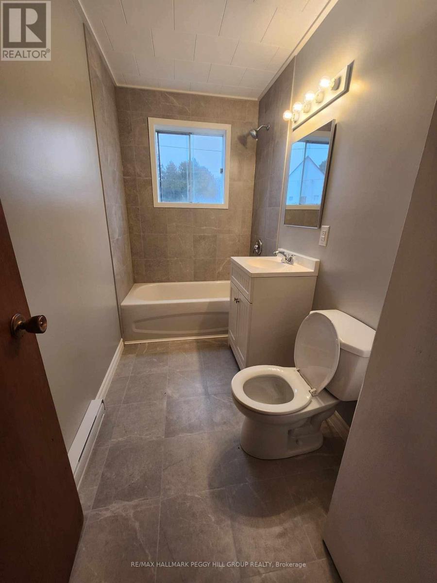 Photo 12 of 332 Champlain Road, Penetanguishene ON