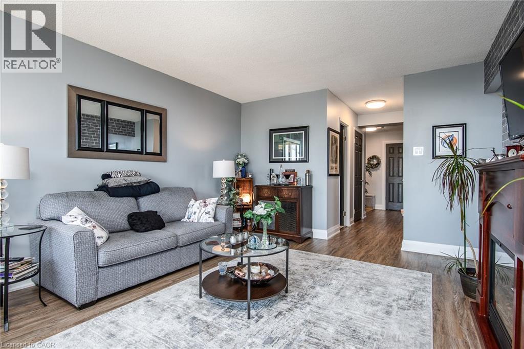 Photo 10 of 150 Queen Street S Unit 1005, Kitchener ON