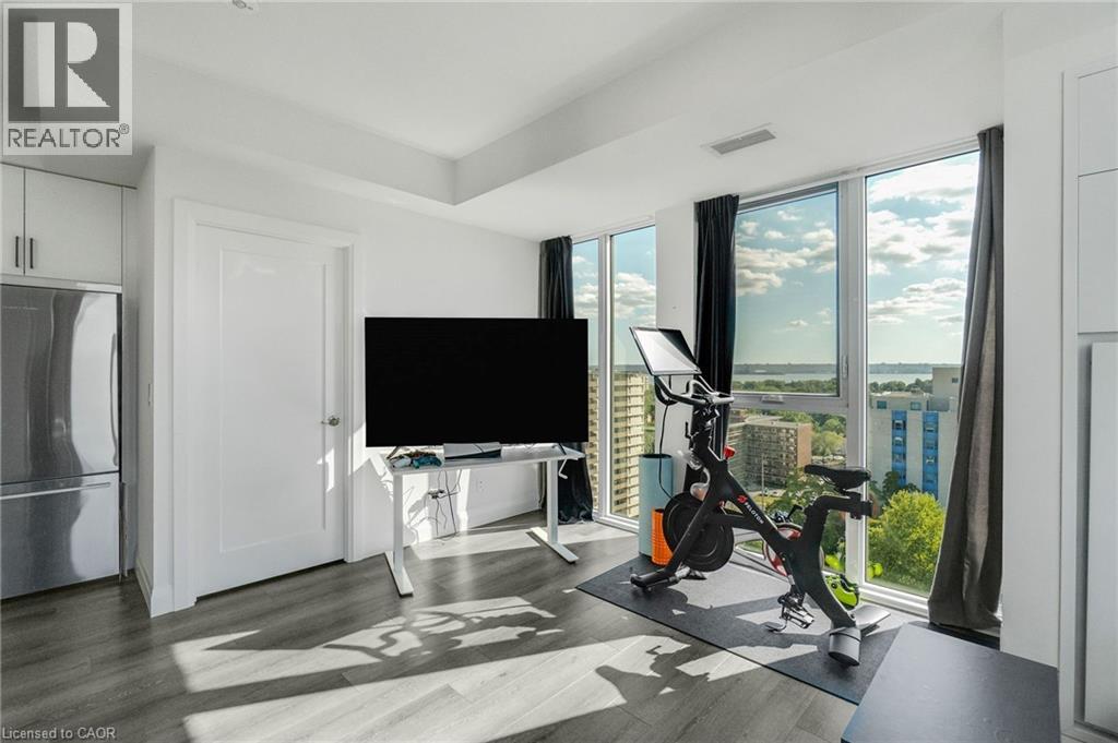 Photo 6 of 500 Brock Avenue Unit 1302, Burlington ON