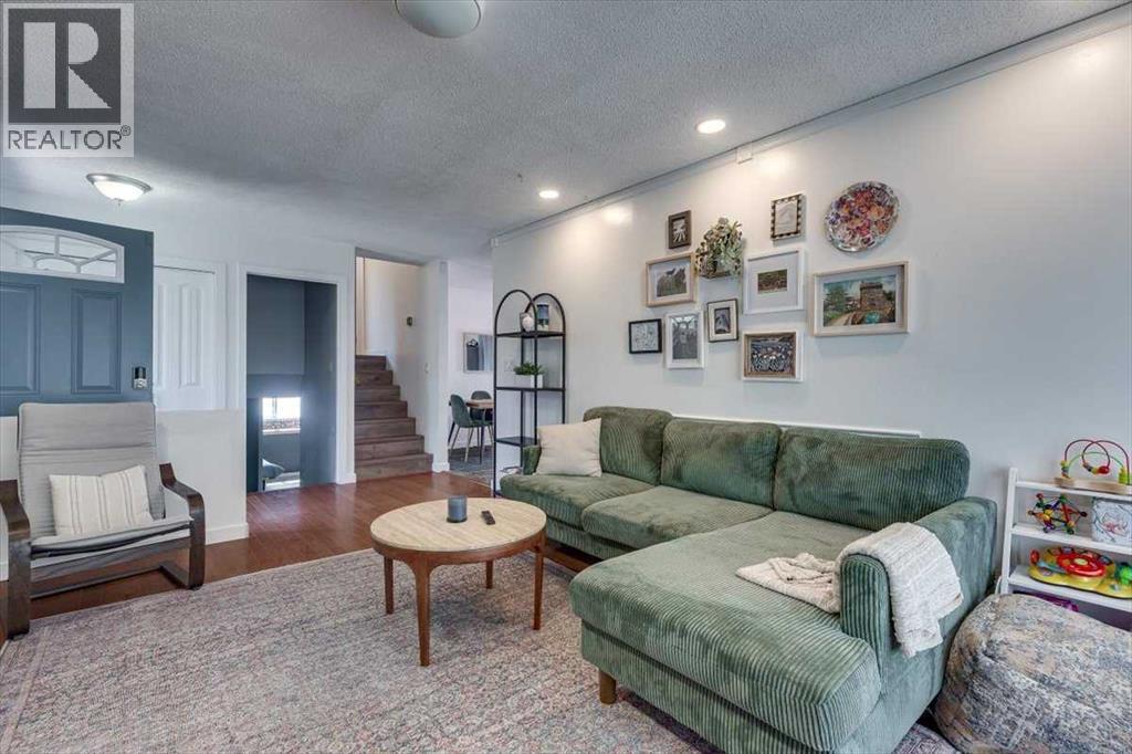 Single Family House 4 Level for Sale in  George Crescent Glendale Red Deer 