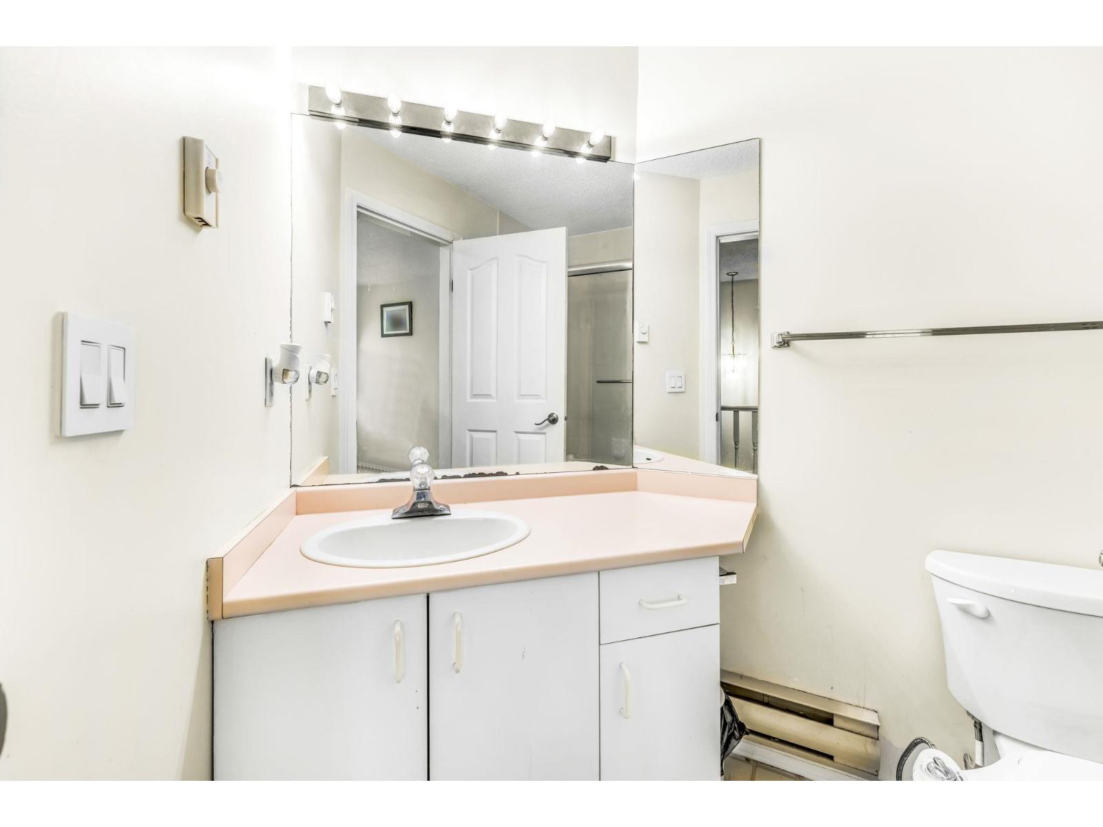 Photo 26 of 17 6478 121 Street, Surrey BC