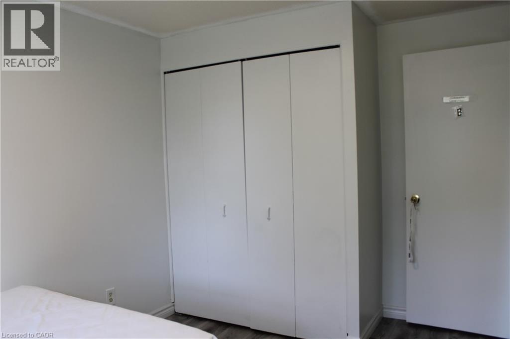 Photo 1 of 399 Keats Way Unit 4, Waterloo ON