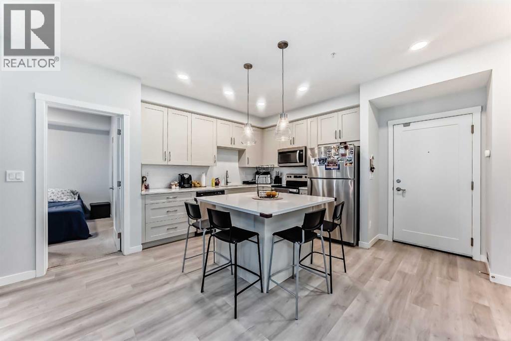 Single Family House for Sale in   Shawnee Square Shawnee Slopes Calgary 