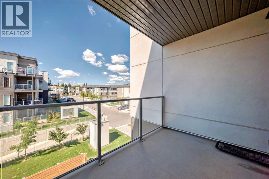 Single Family House for Sale in   Shawnee Square Shawnee Slopes Calgary 